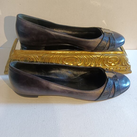 Salvatore Ferragamo Vintage Signature Black Leather Ballet Flats with Snakeskin - Picture 4 of 10